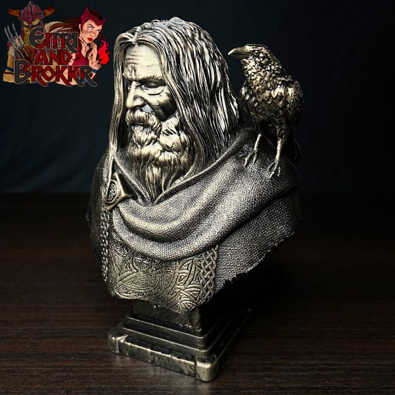 Buste de Odin, le roi des dieux nordiques avec son corbeau