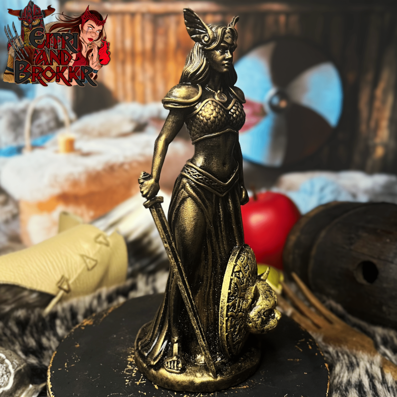 Figurine de Freya, Déesse Guerrière avec Épée et Bouclier Lynx ( Freyja )