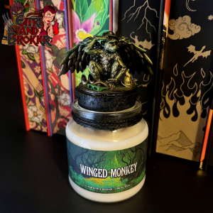 Bougie Winged Monkey from Oz – Le Compagnon des Reliques